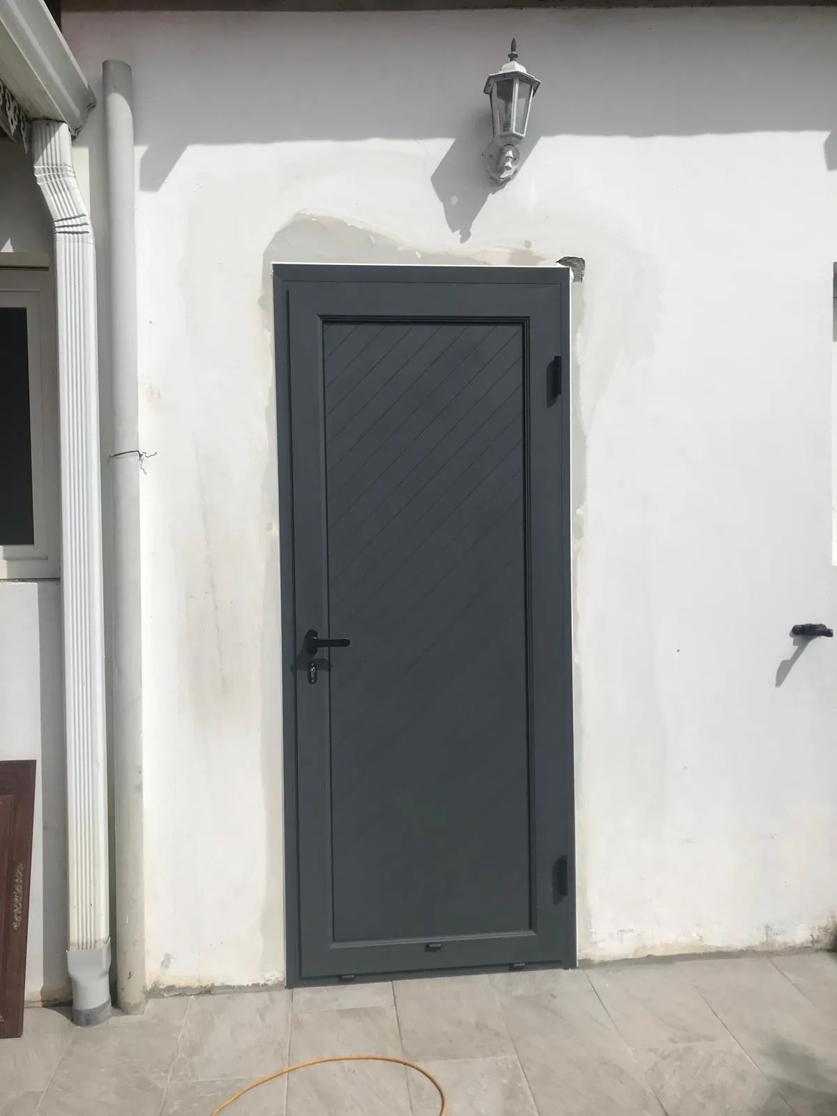 Porte d'entrée aluminium double vantail